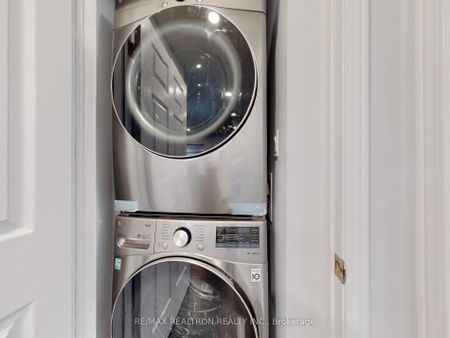 For Lease - 426 Herridge Circle, Newmarket, Ontario - Photo 4