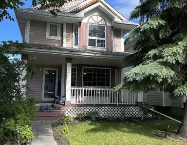 Cozy 3 bed 2.5 bath single family house | 3823 23 Street Northwest, Edmonton - Photo 1