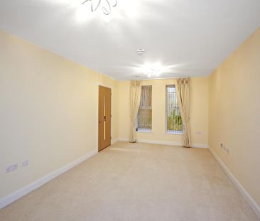 2 bedroom retirement property to rent - Photo 2