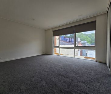 14/53 Pelham Street, Carlton VIC 3053 - Photo 3