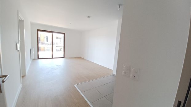 location Appartement T2 DE 44.1m² À BORDEAUX - Photo 1