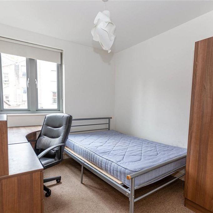 4 bedroom apartment to rent - Photo 1