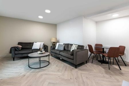 5 bedroom property to rent - Photo 2