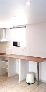 Location Appartement 1 pièce 21m² - Photo 4
