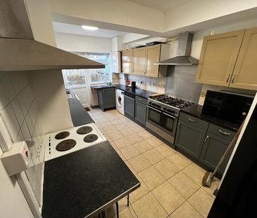 Room in a Shared House, Park Lane, HA9 - Photo 5