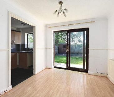 3 bedroom terraced house to rent - Photo 3