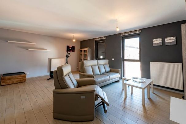 Appartement te huur - Photo 1