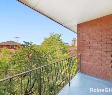 Apartment with 2 bedrooms, 1 bathroom & parking for 1 car - Photo 5