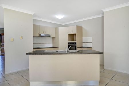 27 Greentree Circuit, 4818, Bushland Beach Qld - Photo 2