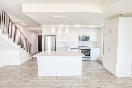 1050 Bank Street RES, Old Ottawa South, Ottawa, ON - Photo 2