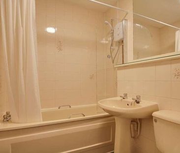 Victoria Road, Ramsgate, CT11 - Photo 6