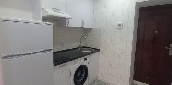 Garsoniera de inchiriat in zona Drumul Taberei - Fotografie 2