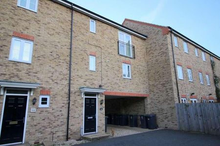 Robins Crescent, Witham St. Hughs, Lincoln, LN6 - Photo 5
