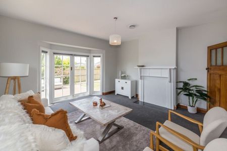 277 Lyttelton Street, Spreydon - Photo 3