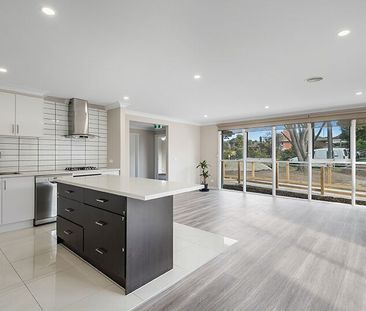 Shared Living in Prime Bundoora Location - Photo 1