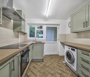 2 bedroom bungalow to rent - Photo 3