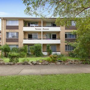 2/17 Tintern Road, Ashfield NSW 2131 - Apartment For Rent | Domain - Photo 2