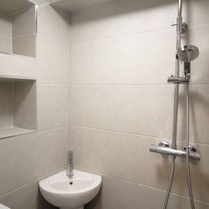Flat 53, Samara Plaza, LS2 9DU, Leeds - Photo 3