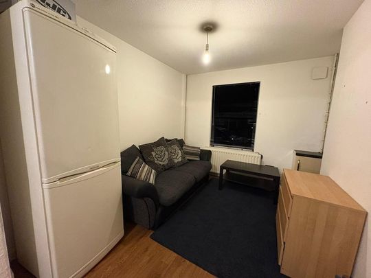 2 bedroom semi-detached house to rent - Photo 1