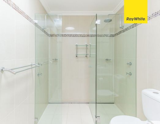 Executive style townhouse in the heart of Rozelle - Photo 1