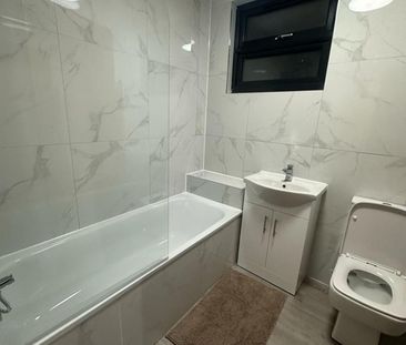 Room in a Shared House, Philip Lane, N15 - Photo 3