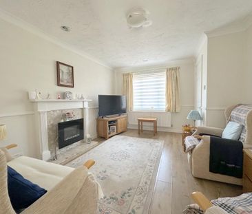Semi Detached House - Photo 6