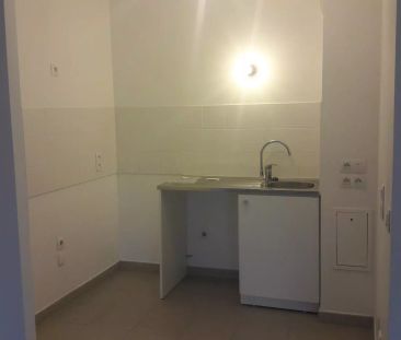 location Appartement T2 DE 45.86m² À LE CHESNAY - Photo 1