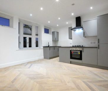 Price £1,775 pcm - Available Now - Part Furnished - Photo 1