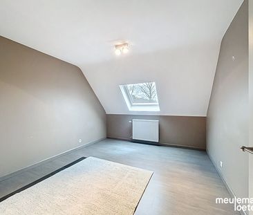 Lichtrijke woning met inpandige garage - Foto 3