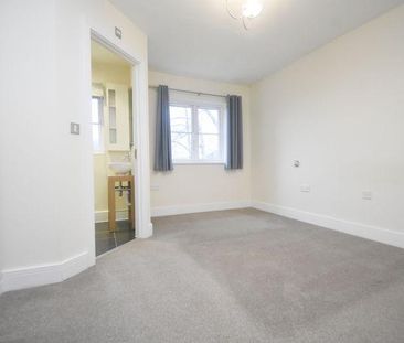2 bedroom semi-detached house to rent - Photo 3