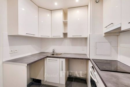 Location appartement, Paris 17ème (75017), 2 pièces, 55.12 m², ref 85463000 - Photo 2