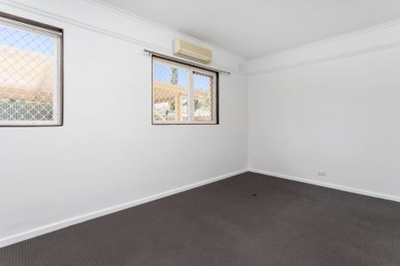Quiet and comfortable city fringe 1 bedroom unit - Photo 4