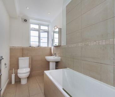 Latymer Court, Hammersmith Road, Hammersmith, London, W6 - Photo 3
