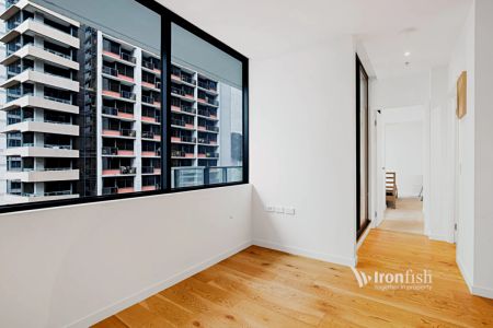 2 Bed, 1 Bath - Photo 5