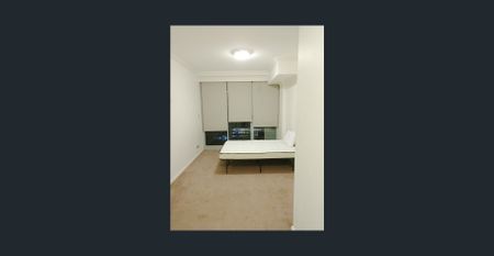 Modern Split-Level Apartment | Prime Location | Walk to Train, City & Universities !CONFIRM THE LEASE TERM IN ADVANCE! - Photo 4