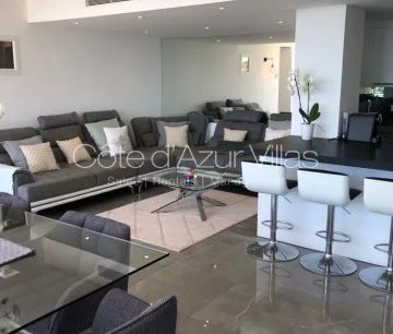 Villa • Cap-d'Ail - Photo 3