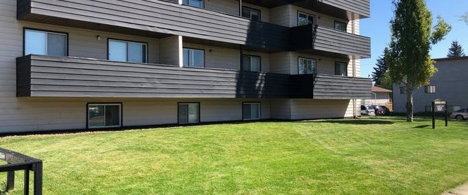 DECEMBER FREE @ SANDPIPER!! PREMIUM 1 Bedroom Suite - Available November 1st | 5820 58A Street, Red Deer - Photo 1