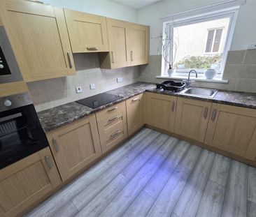 2 bedroom apartment to rent - Photo 6