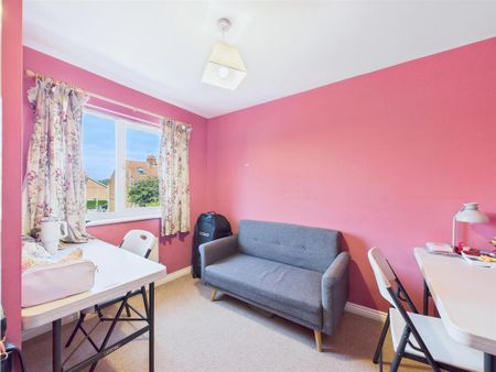 2 bedroom terraced house to rent - Photo 3