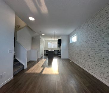 946 | Mahogony | Duplex | 2 BEDS 2 BATHS | Lake Community Living - Photo 3