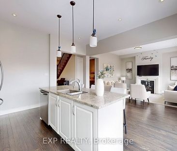 For Lease - 50 Sharonview Crescent, East Gwillimbury, Ontario - Photo 2