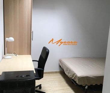 Apartamento de alquiler en Centro - Photo 5