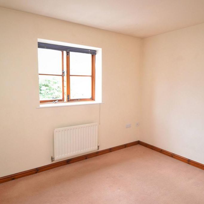 1 bedroom end of terrace house to rent - Photo 1