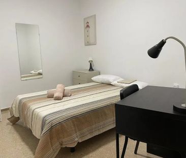 Gran Via de les Corts Catalanes, Barcelona, Catalonia 08015 - Photo 1