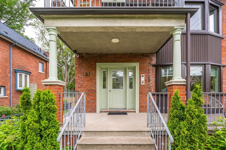 For Lease - 202 Rusholme Road Unit# House, Toronto, Ontario - Photo 2