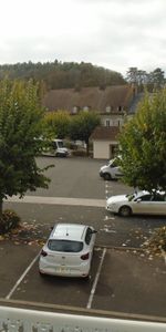 Studio de 32 m2 Place de l'hôtel de ville. Place et parking devant - Photo 3