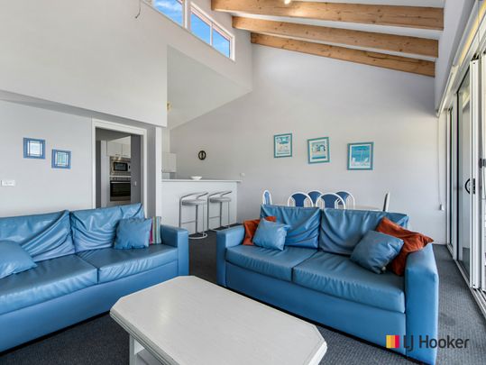 1/16 Kuppa Avenue, Malua Bay NSW - Photo 1