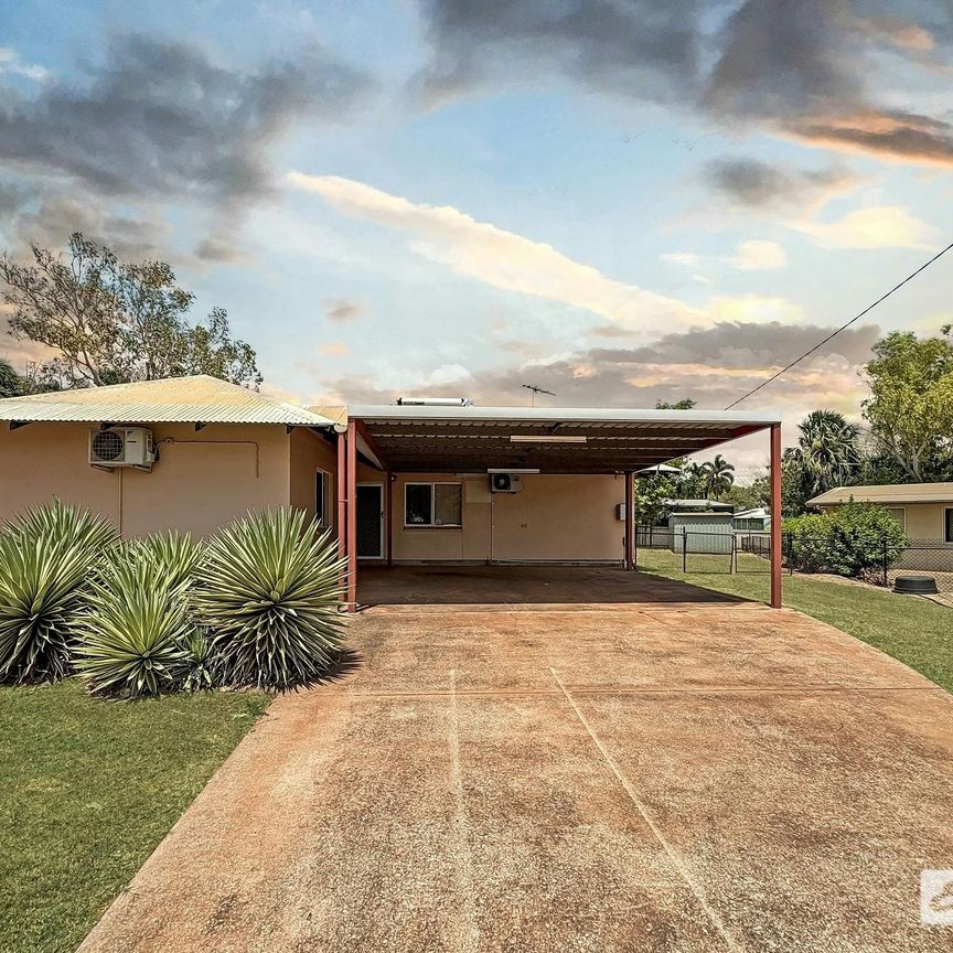 Spacious 4-Bedroom Brick Home in Peaceful Neighborhood - Photo 1
