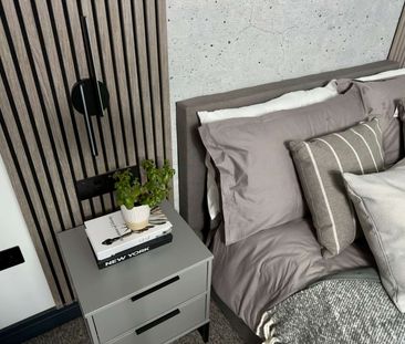 Brand-New All-Ensuite Urban Luxury House-Share - Photo 1