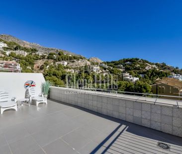 A spacious and modern apartment in Altea la Vella, Alicante for sho... - Photo 3